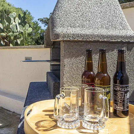 別荘 I Lecci パラーウ